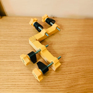 90° Corner Clamp - 3D Printed with Anti-Slip Silicone Feet